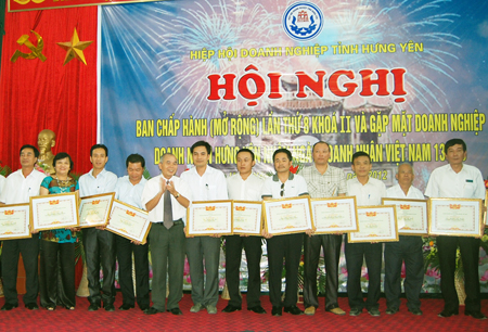 Xây dựng, phát huy vai trò đội ngũ doanh nhân ở Hưng Yên